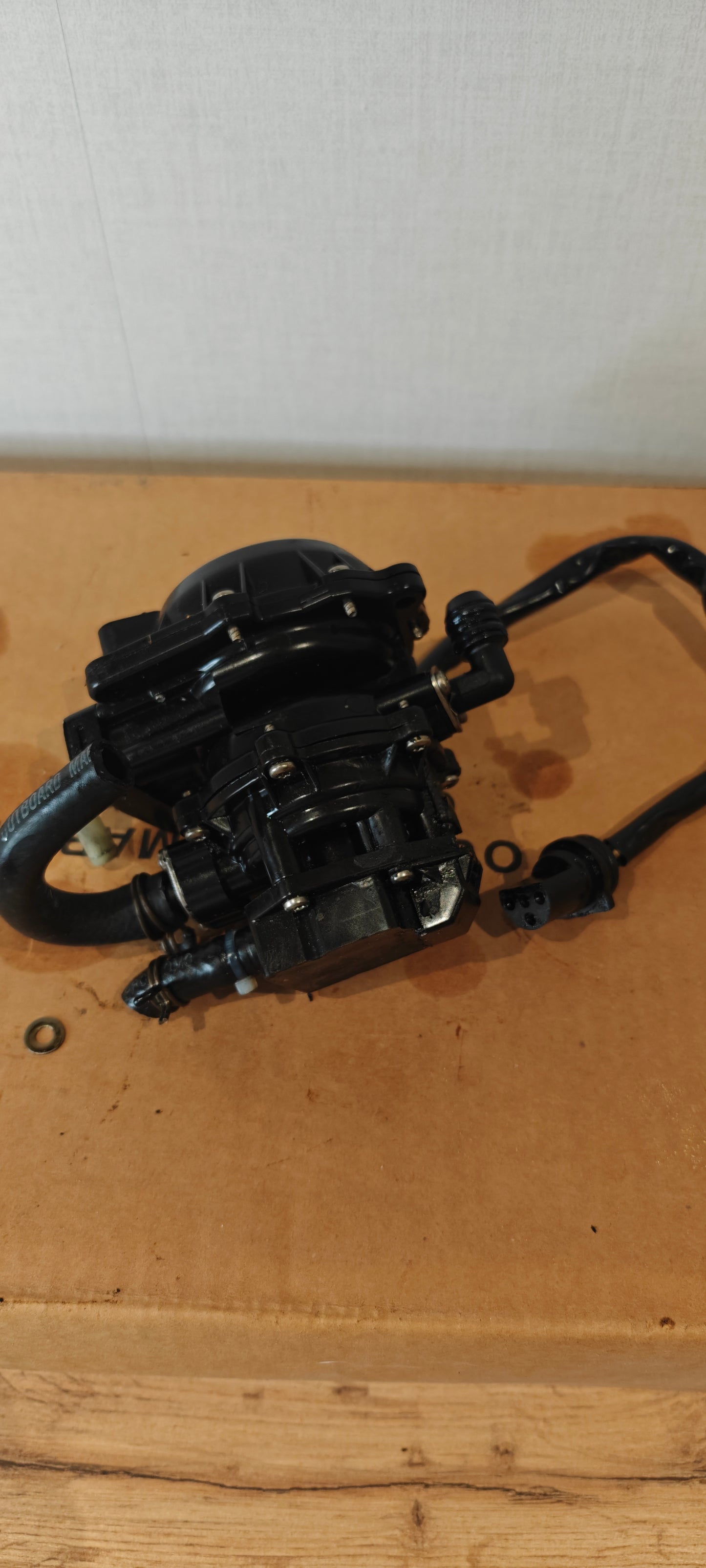Vro2 pump evinrude/johnson 0436203