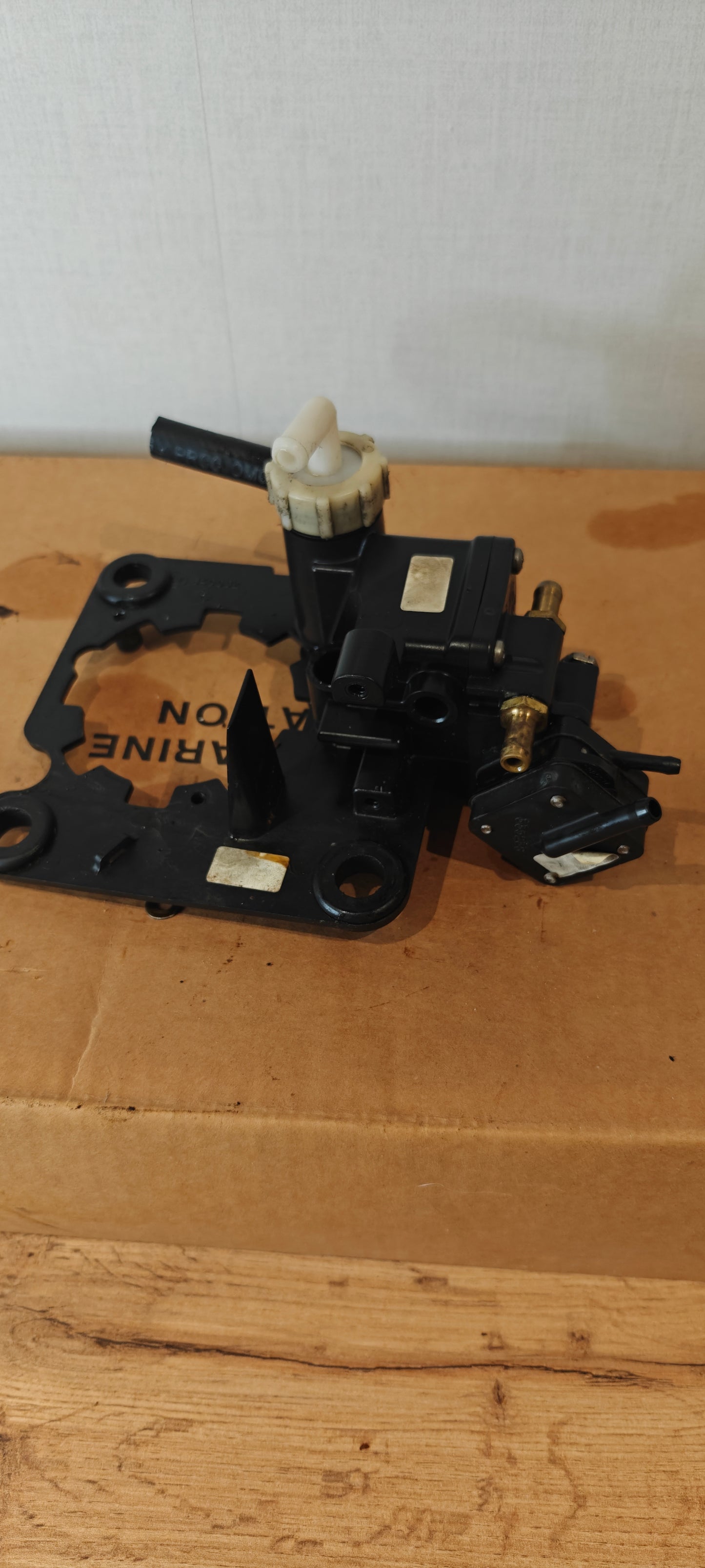 Komplett fuel bracket evinrude/johnson 0340082