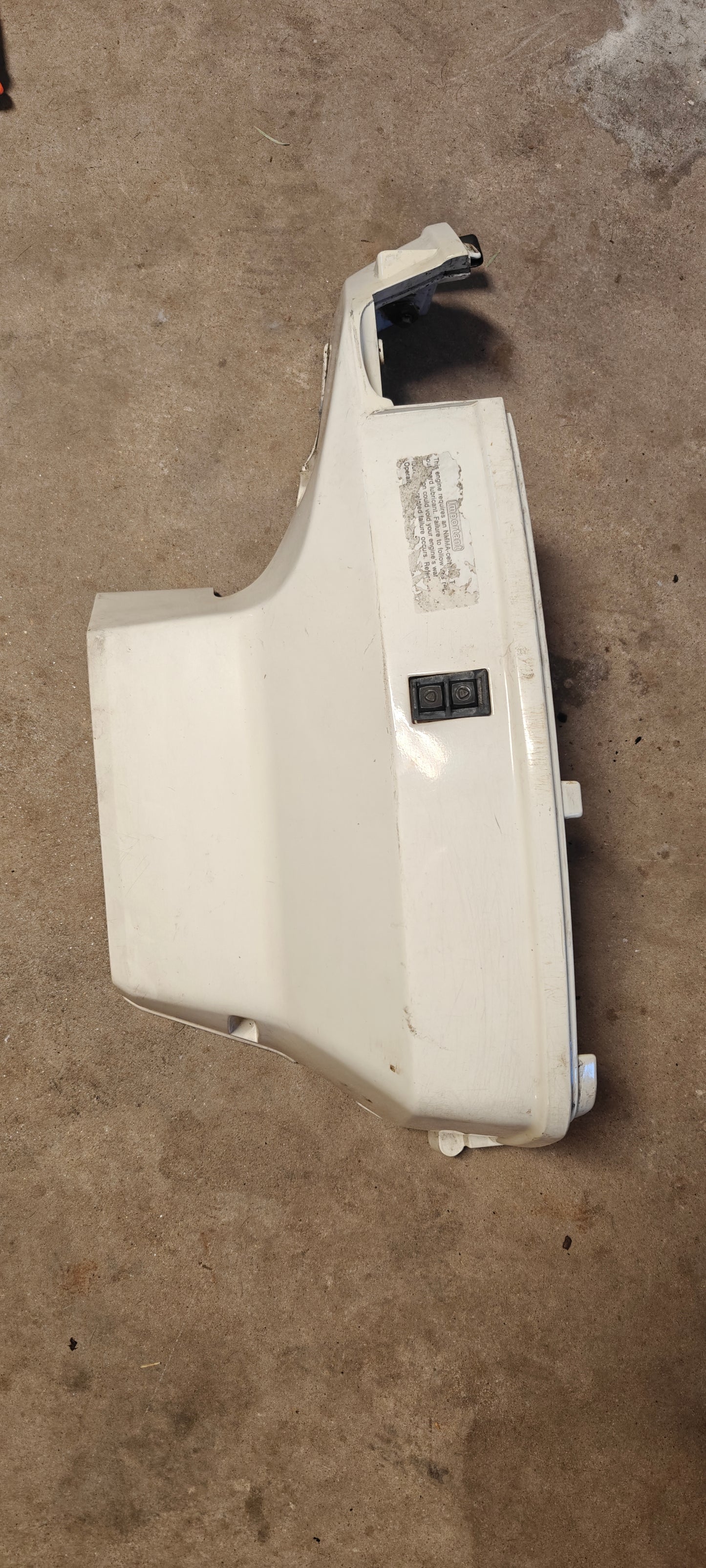 Underkåpa Johnson Evinrude V4