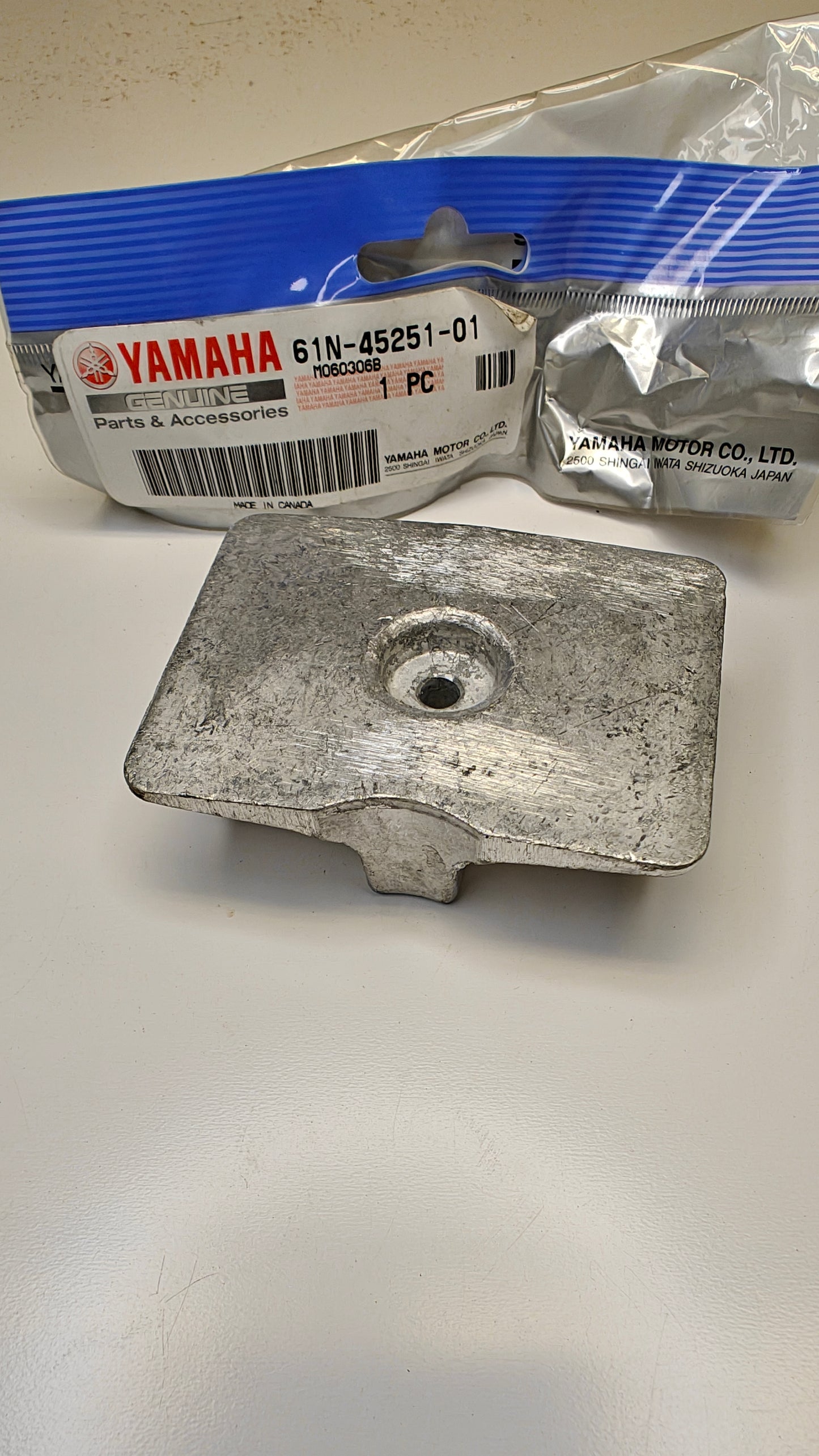 Zinkanod växelhus yamaha 9,9 & 15hk 61N-45251-01