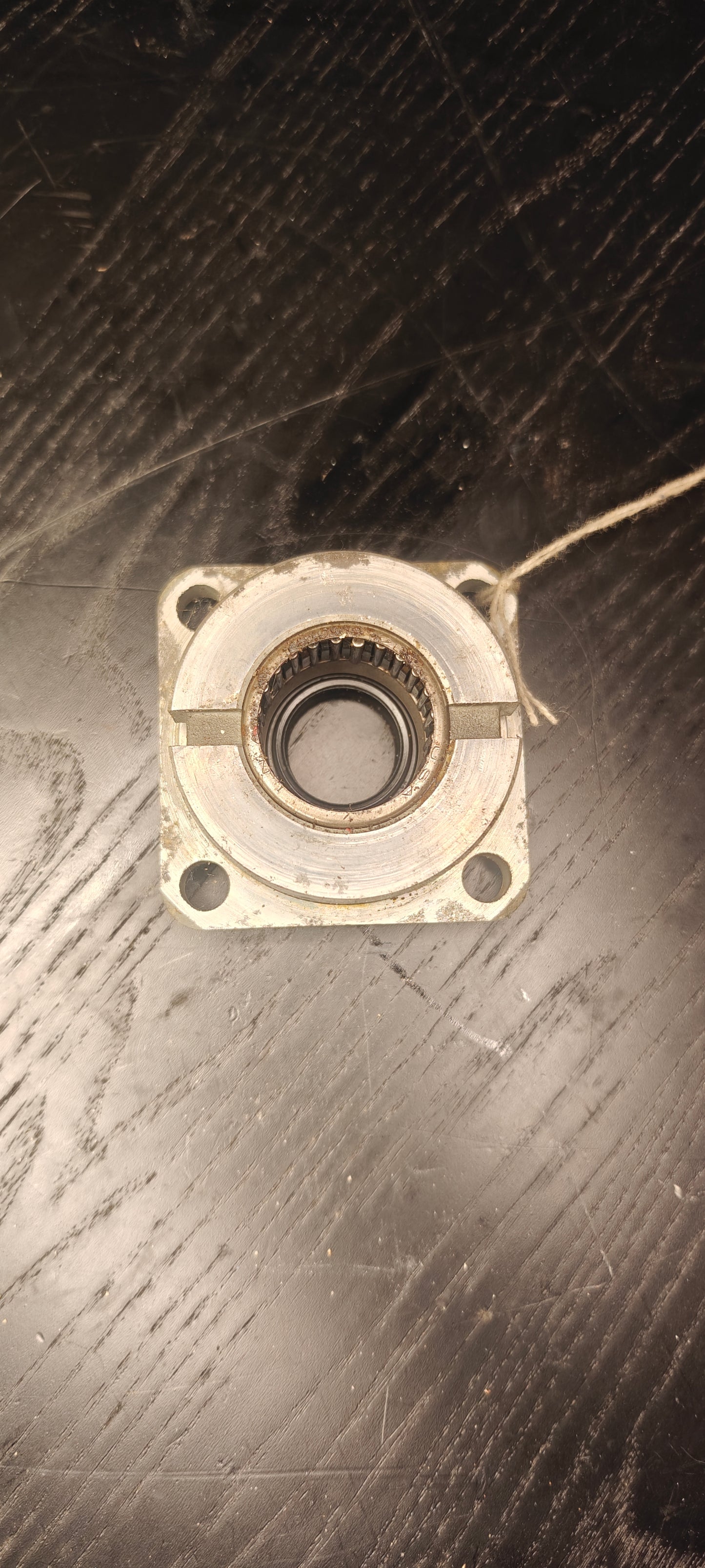 Lagerhållare omc 332188