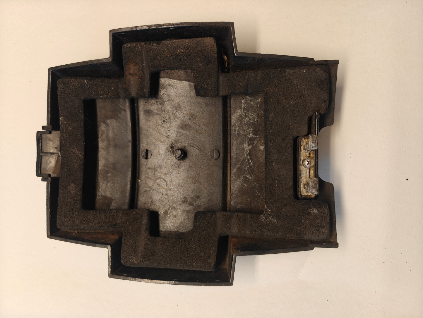 Sköld motorkåpa mercury