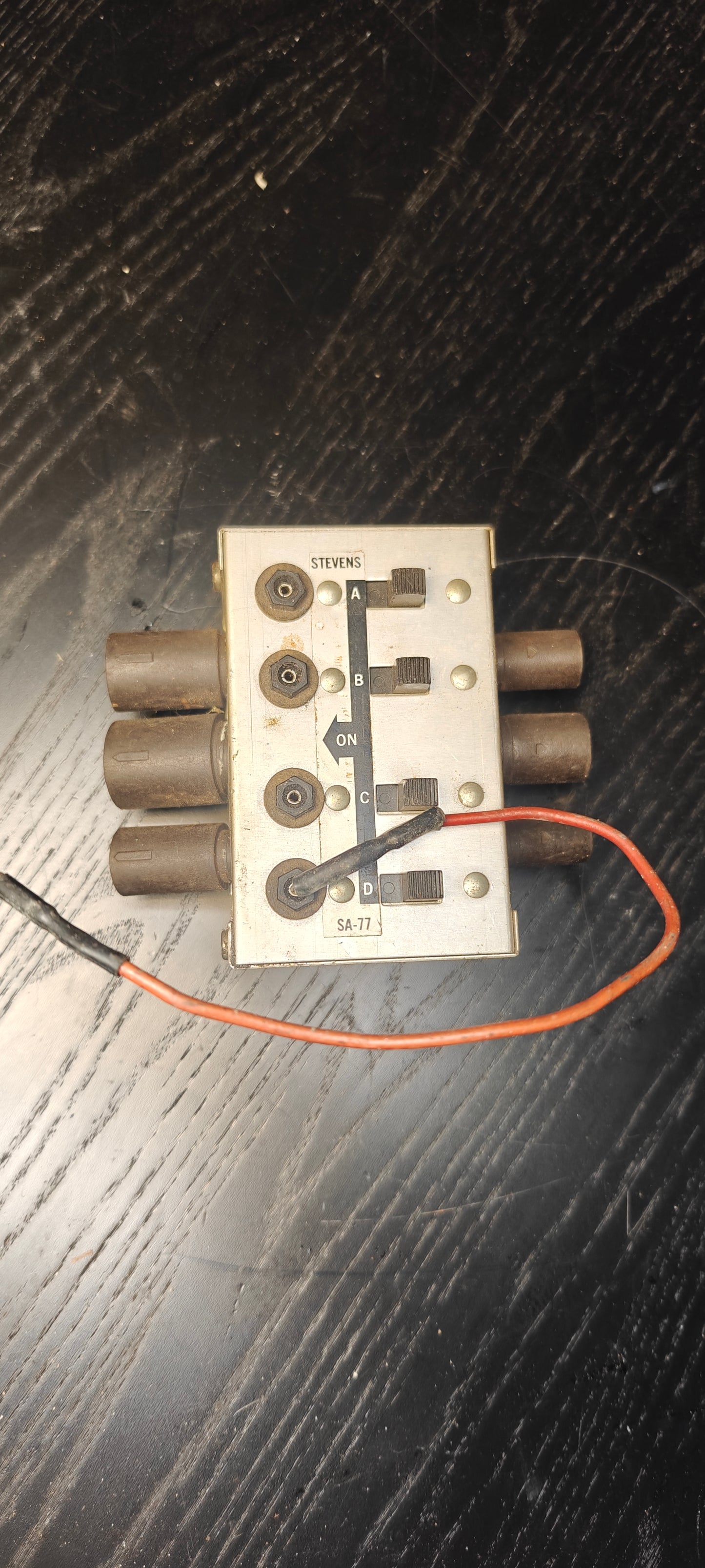 Switchbox Johnson Evinrude