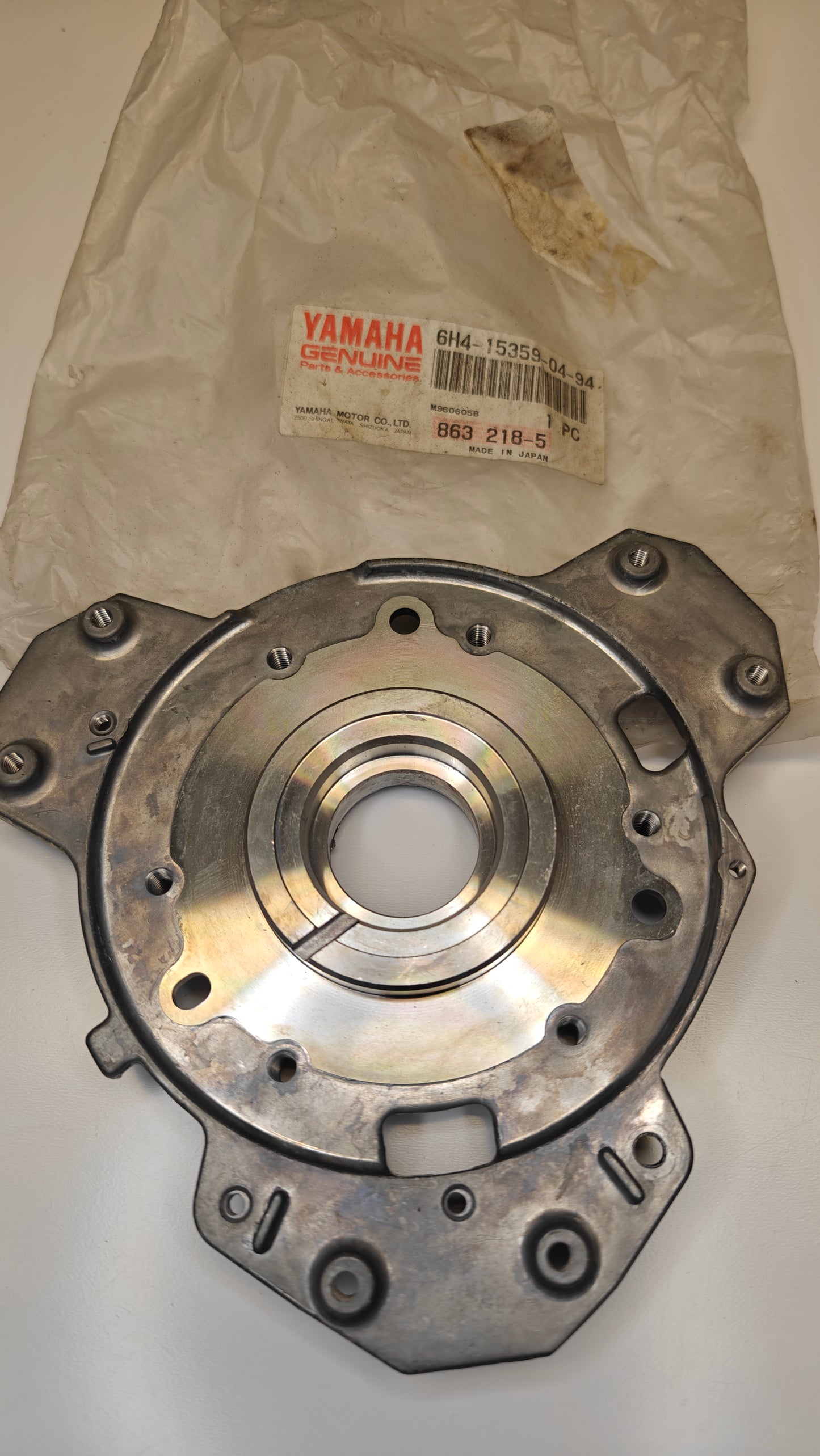 Oil seal housing yamaha 6H4-15359-04-94