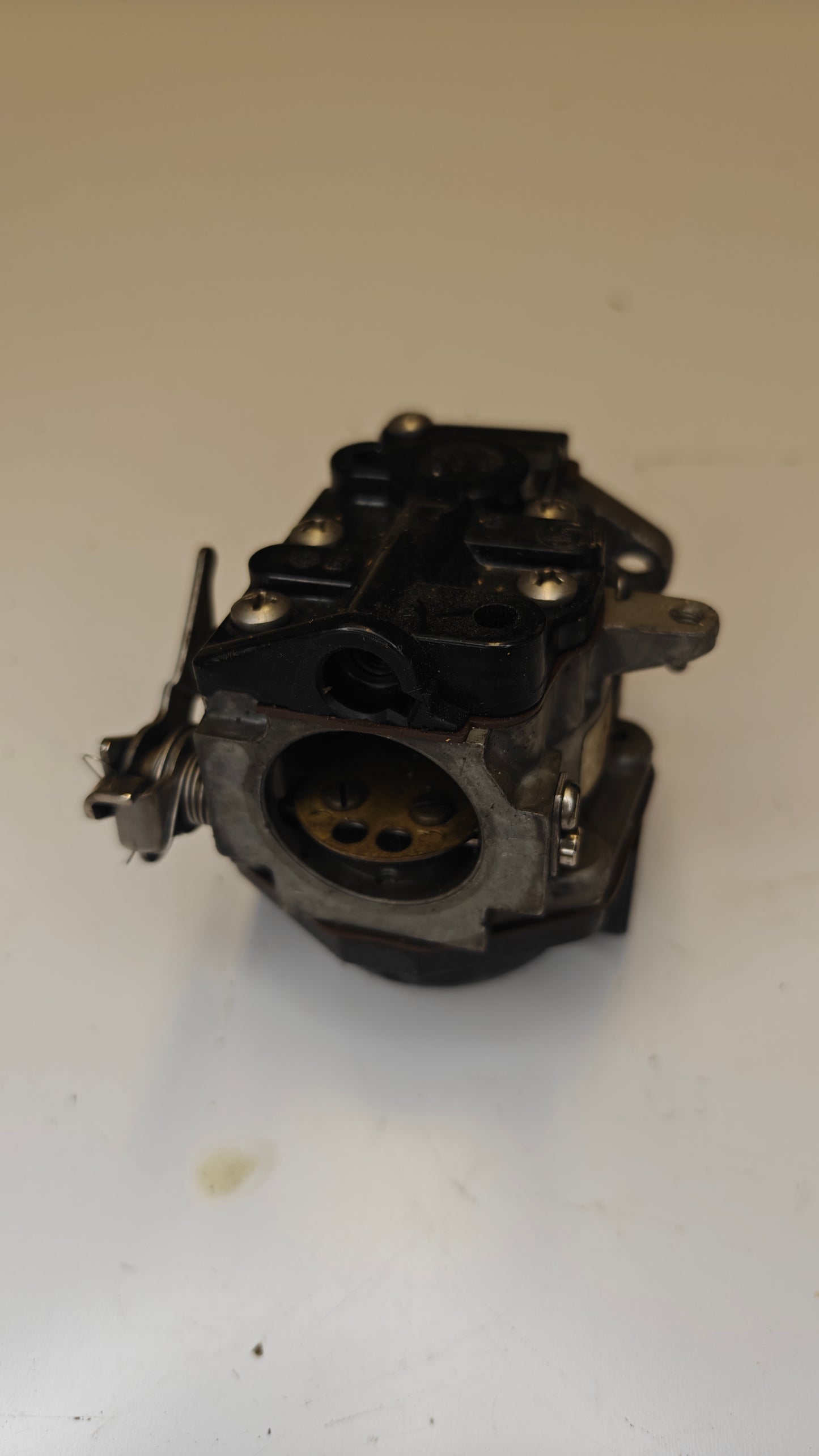 Förgasare 9,9/15 omc