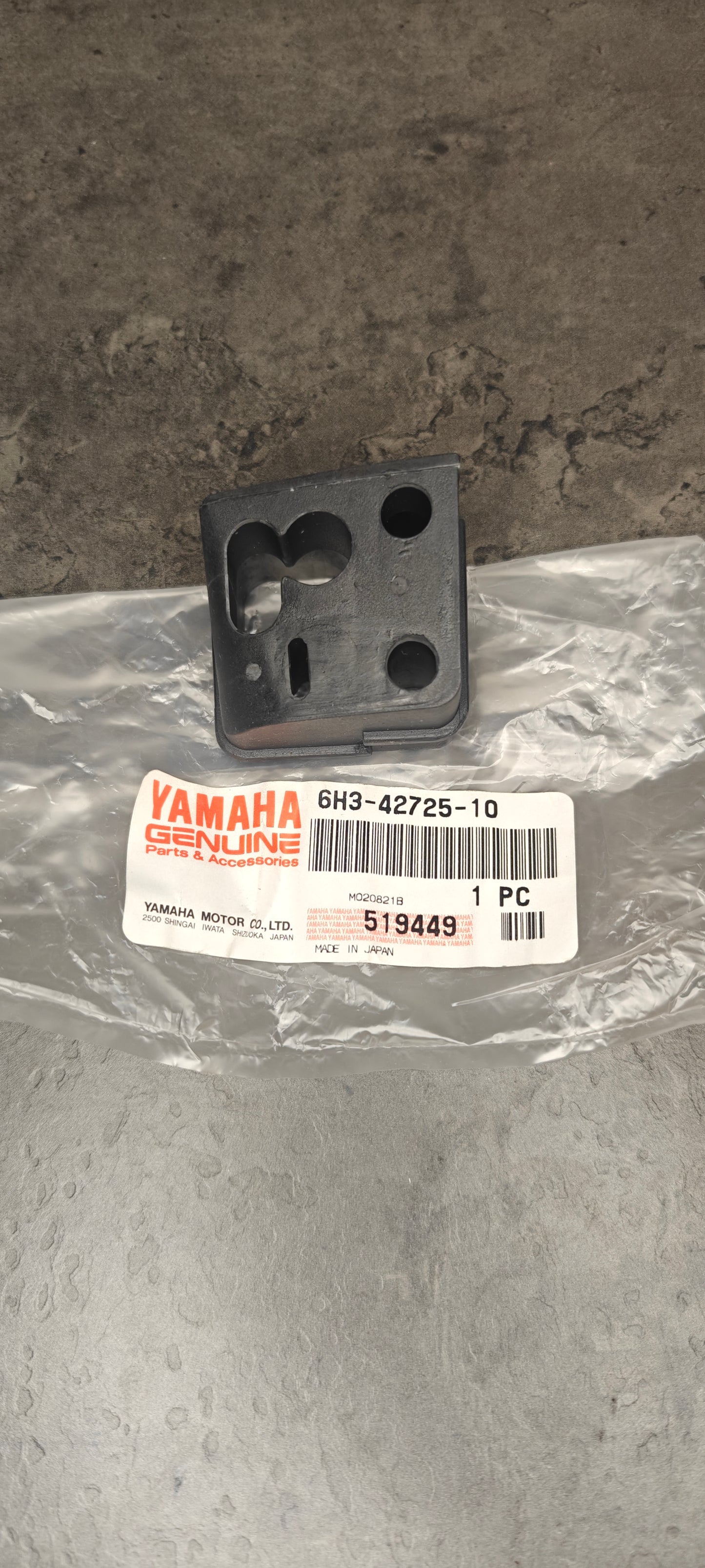 Bussning/genomföring yamaha 6H3-42725-10