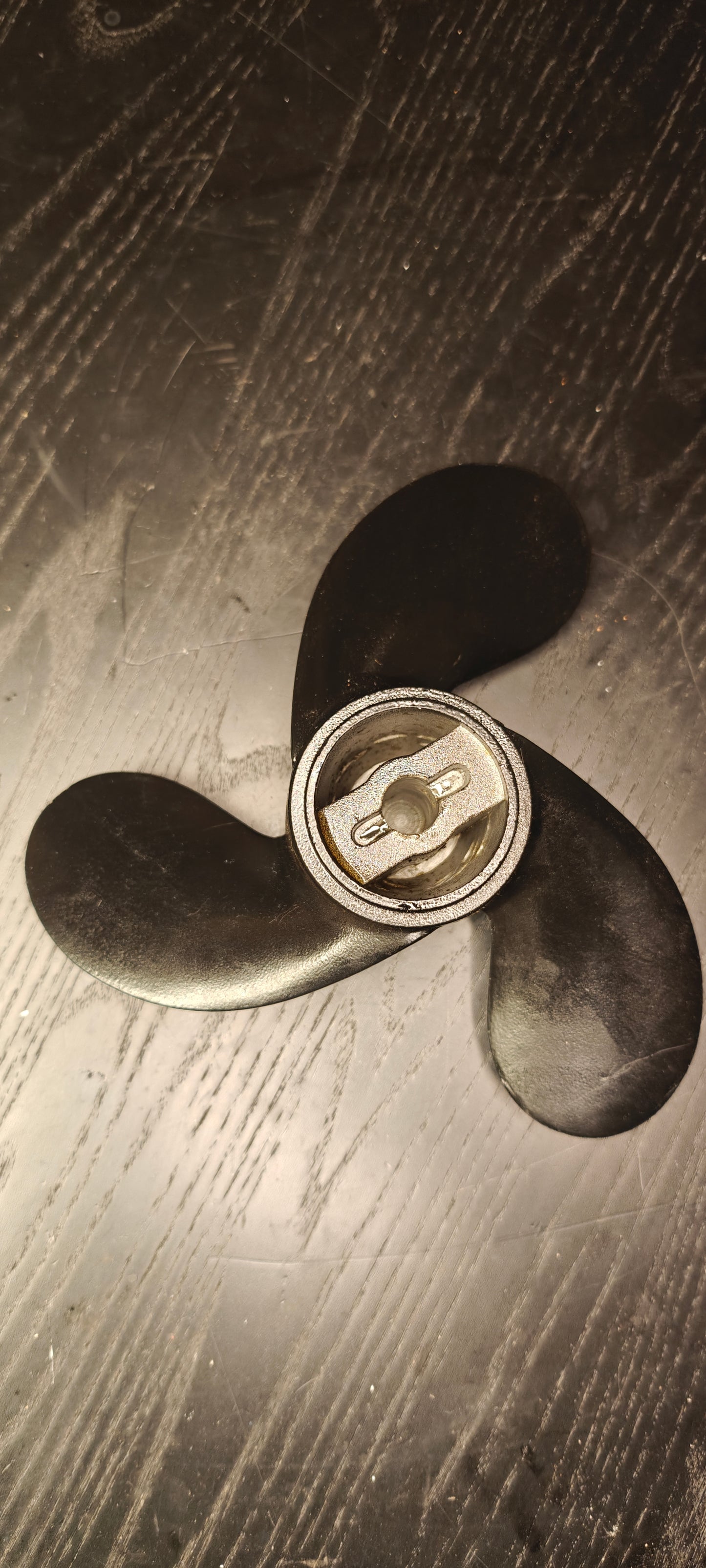 Propeller mercury