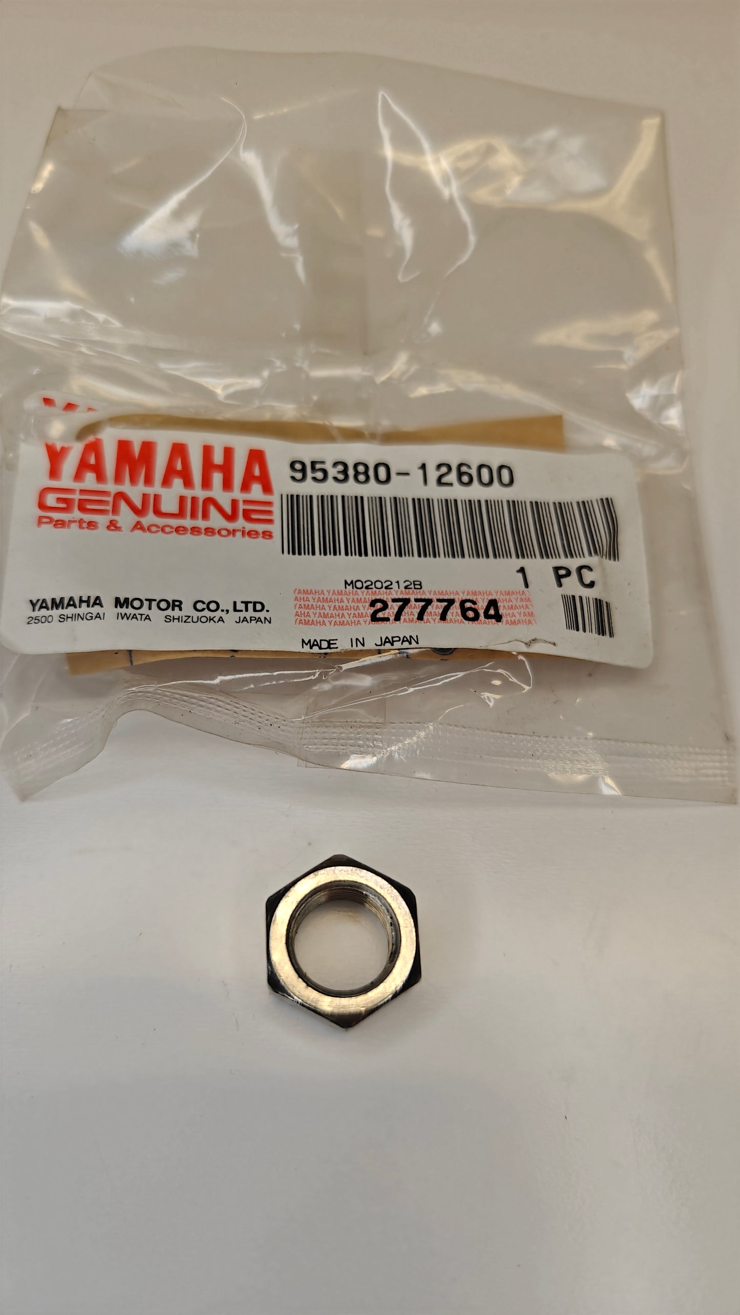 Mutter yamaha  95380-12600