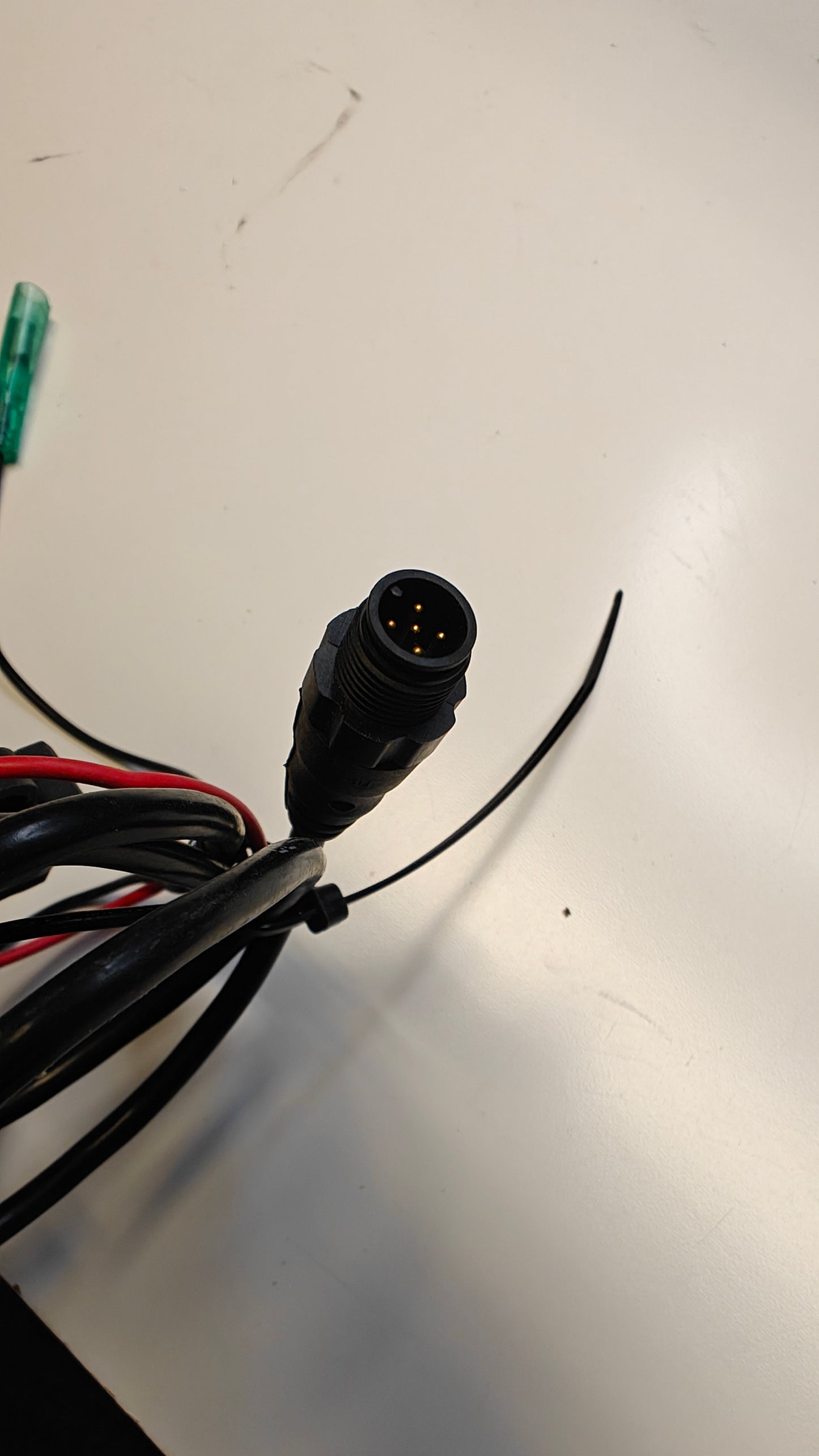 NMEA kabel med säkringshållare