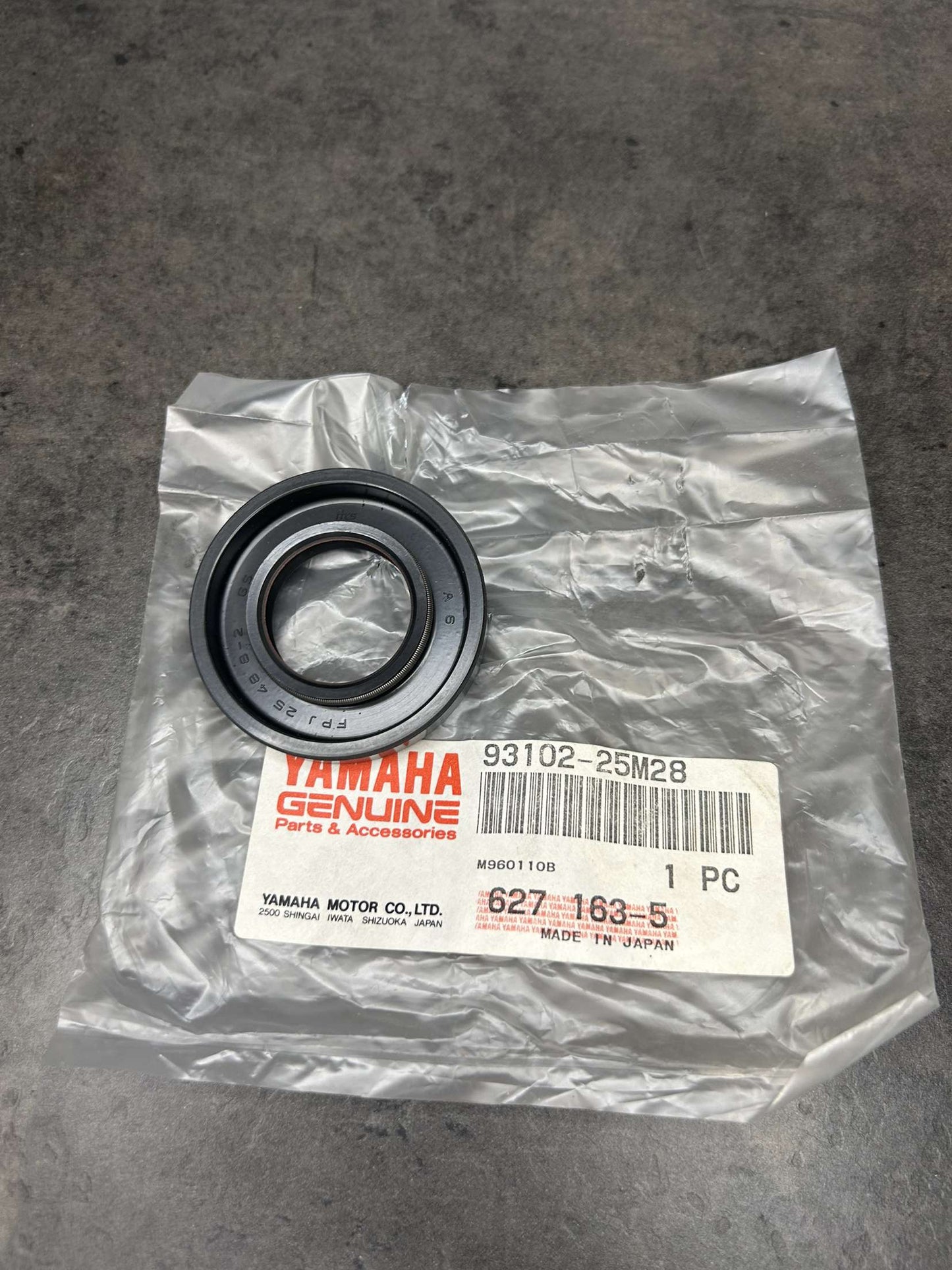 Packbox yamaha 93102-25M28