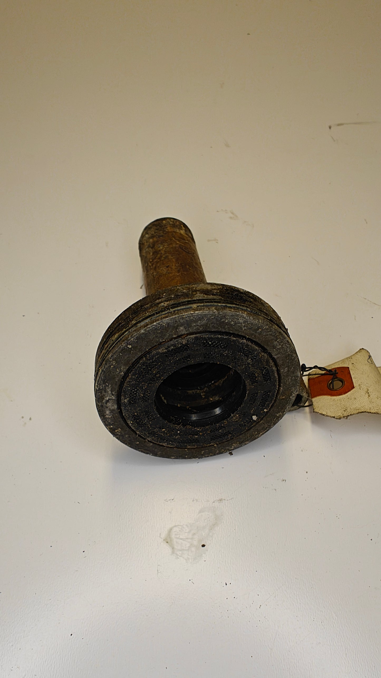 Oil seal housing Mercury 84753