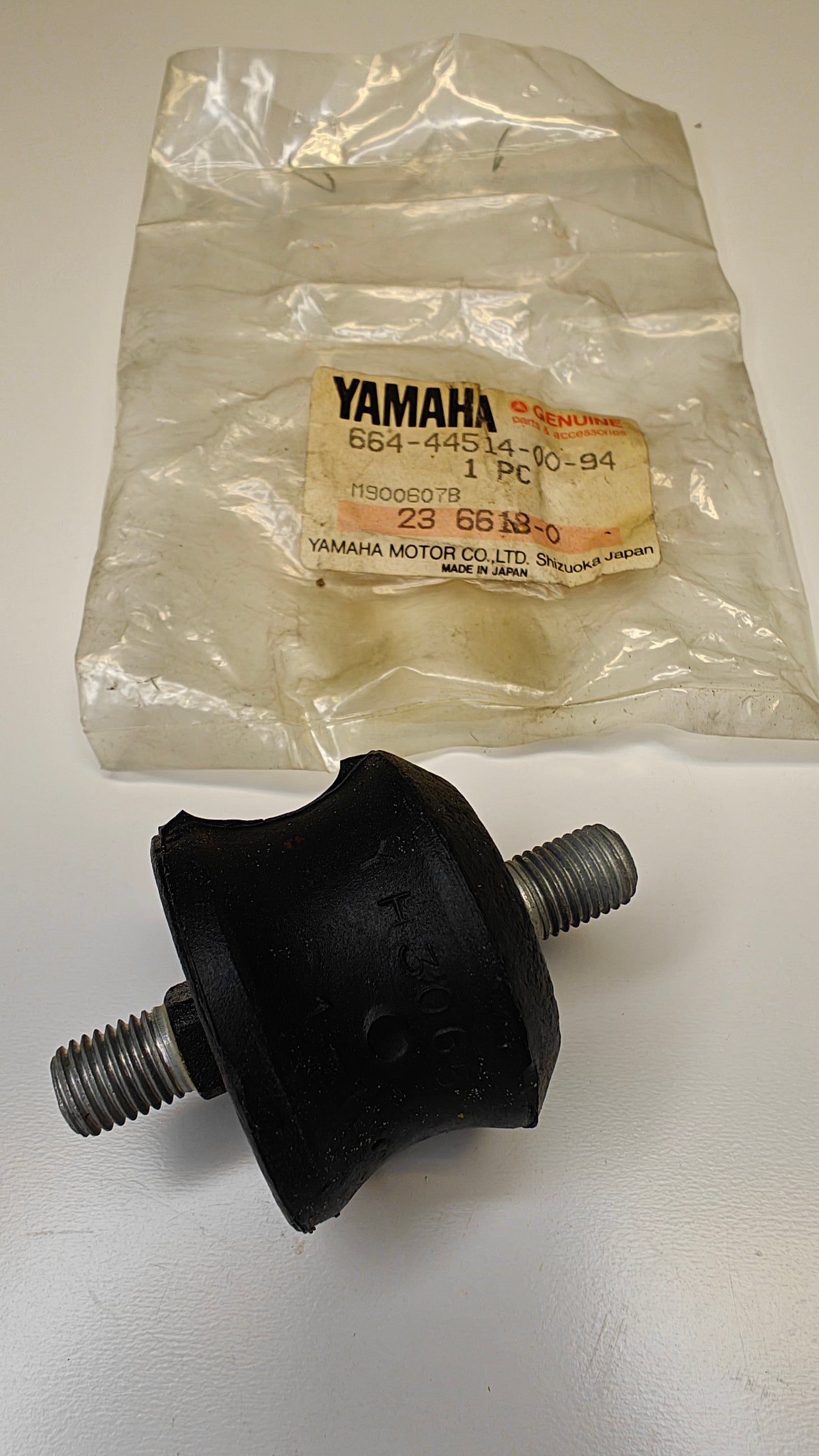 Vibrationsdämpare Yamaha 664-44514-00-94